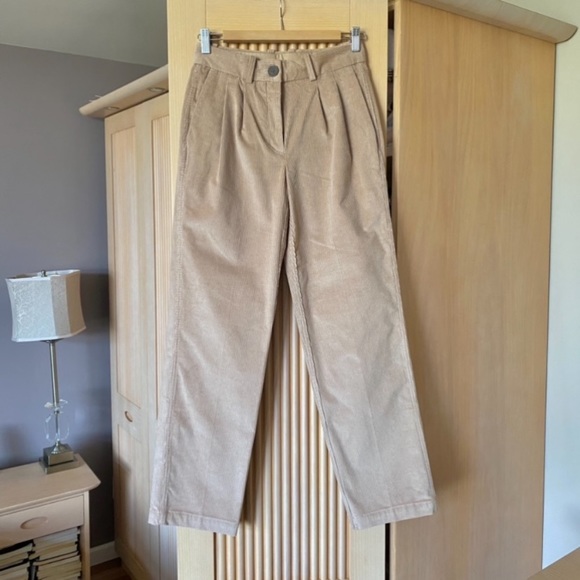 Aritzia The Group by Babaton Quota Pant gold camel cream tan - Picture 5 of 12